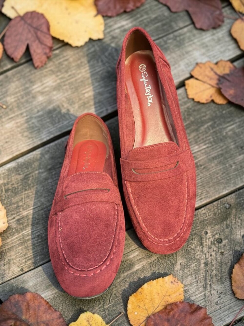 Sophia Taylor "Louann" Red/Burgundy Vegan Suede Penny Loafers Sz 11